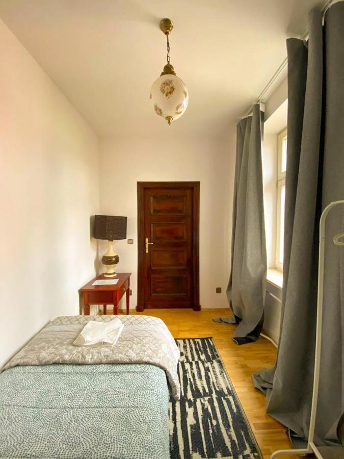 Halby Luxury Rooms Chmielna 73B Warschau Exterior foto