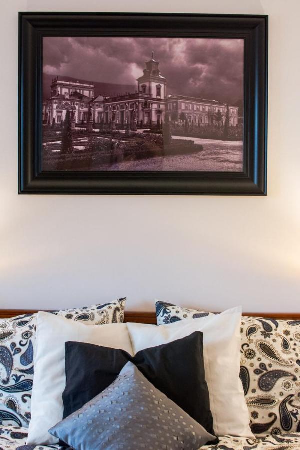 Halby Luxury Rooms Chmielna 73B Warschau Exterior foto